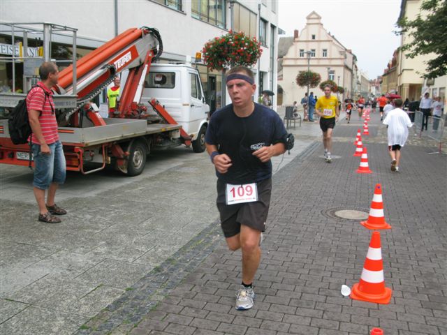 ../Images/BenefizlaufMerseburg2010 (87).jpg